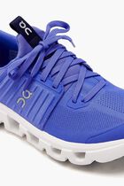 Cloudswift Sneakers