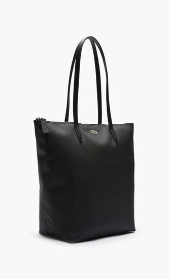 حقيبة يد واسعة بنقشة خطوط رأسية