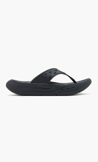 STUDIO FLIP FLOP