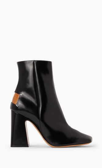 ANKLE BOOT