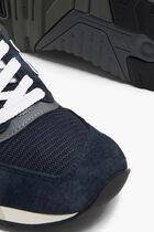 998 Sneakers