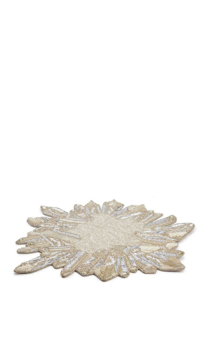 منديل المائدة زينيت باللونين الفضي والكريستالي