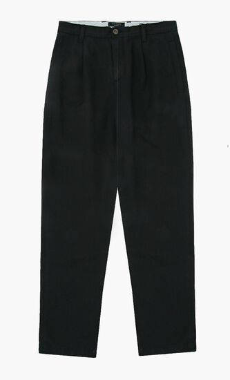Pleated Tapered Trouser