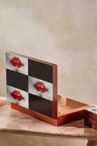 Wooden Box Kiss