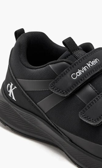 LOW CUT VELCRO SNEAKER