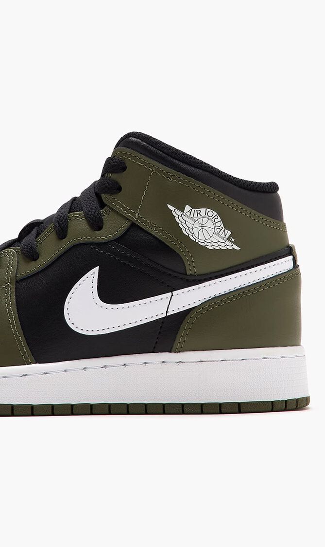 Air Jordan 1 Mid Sneakers
