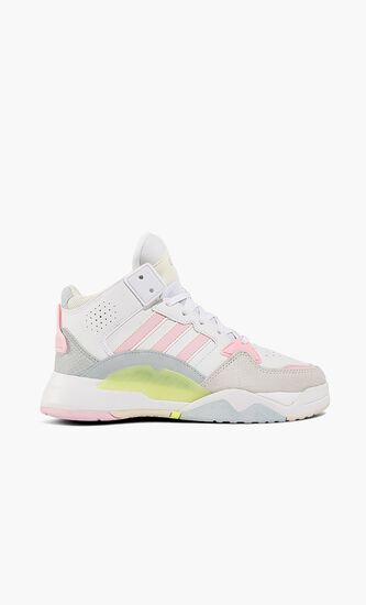 5th Quarter Sneakers