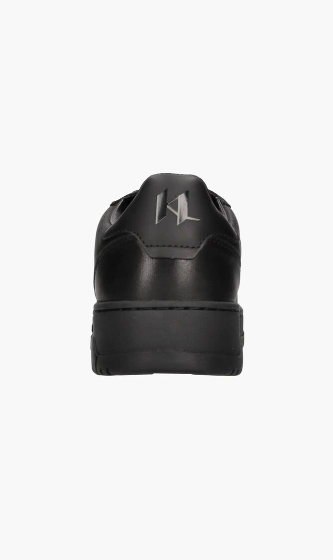 Krew Sneakers