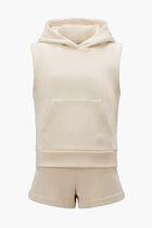 KNITWEAR CLOTHING ENSEMBLE