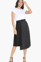 تنورة بكسرات