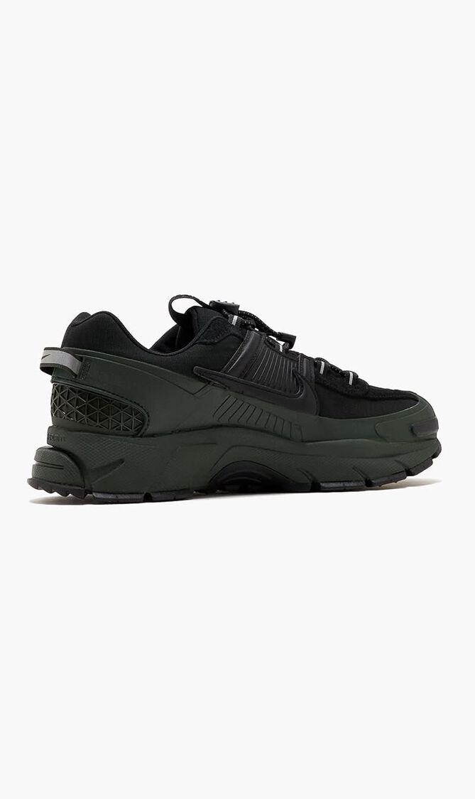 NIKE ZOOM VOMERO ROAM
