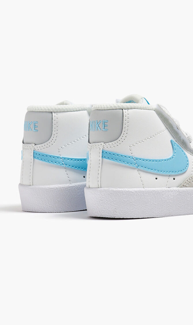 Blazer Mid 77 Sneakers