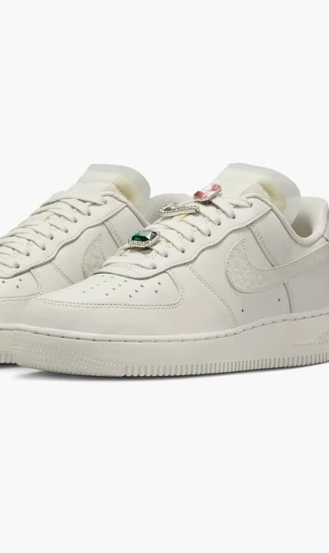 Air Force 1 Low Premium Sneakers