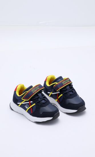 Ascent MX Sneakers