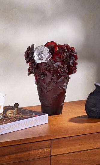 Rose Passion Vase Medium Red Limited Edition