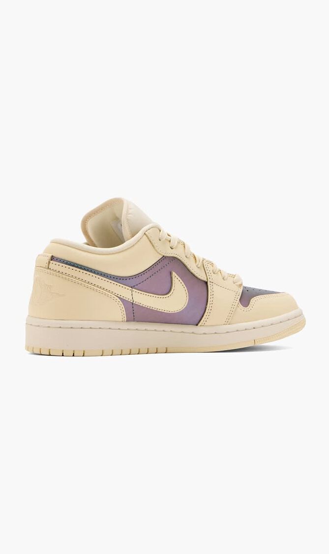 Air Jordan 1 Low SE Sneakers