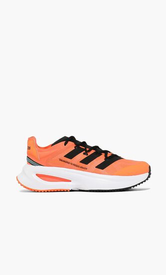 Fluid Flash Sneakers