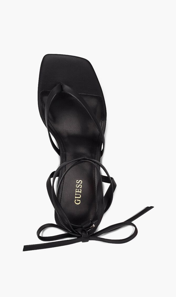 Darias Kitten Heels
