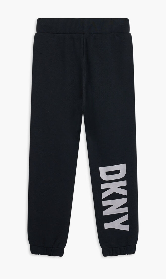 TRACKPANTS