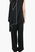 Sleeveless Blouse with Bow