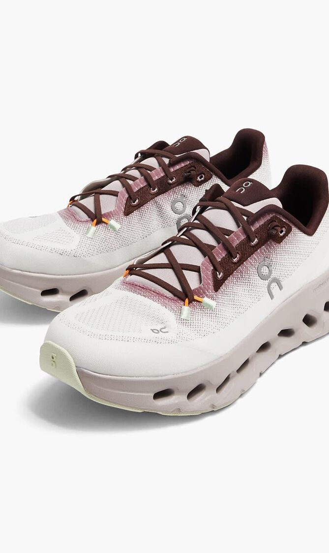 Cloudtilt Sneakers