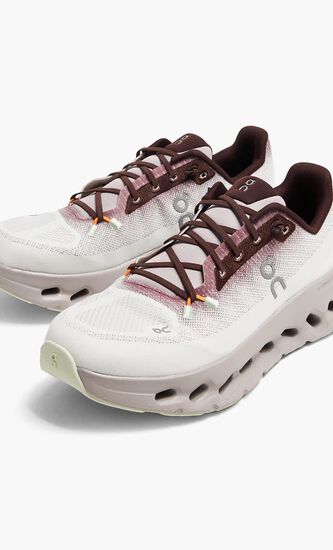 Cloudtilt Sneakers