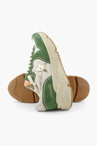 RUNNING SOLE NET UPPER SUEDE TOE AND SPUR LAMINATED STAR AND HEEL
