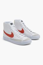 Blazer Mid 77 Sneakers