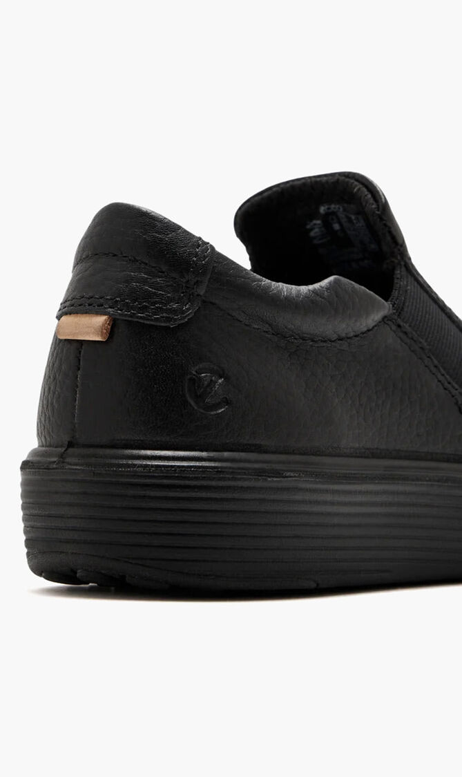 Soft 60k slip-on sneakers