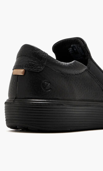 Soft 60k slip-on sneakers