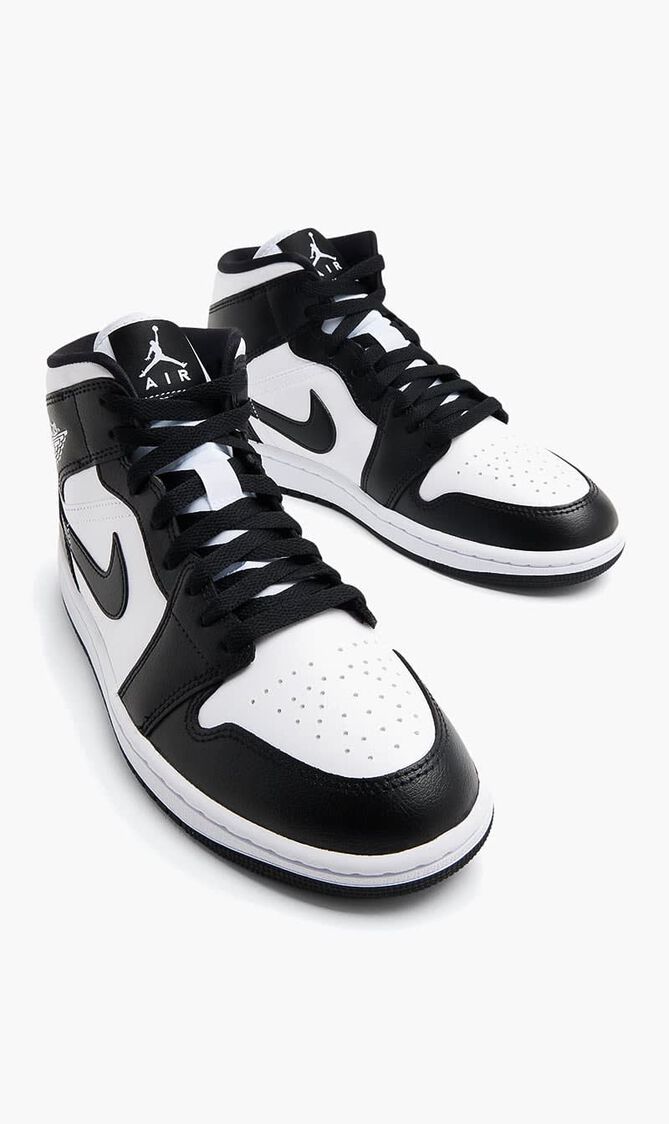 WMNS AIR JORDAN 1 MID 365