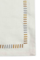 منديل المائدة هارموني بالألوان الأبيض والذهبي والفضي