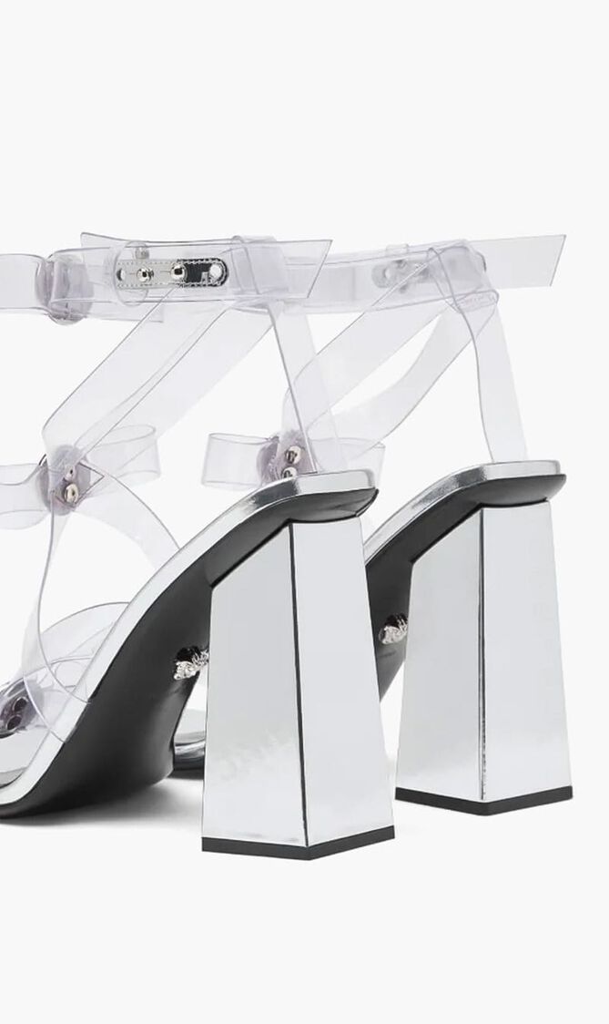 Medusa Bow Detailed Sandals