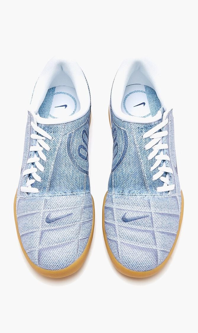 Total 90 SE Sneakers