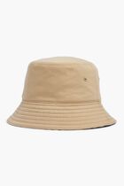 Reversible bucket hat