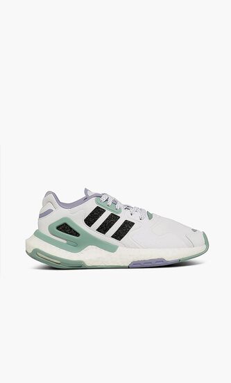 Day Jogger Sneakers