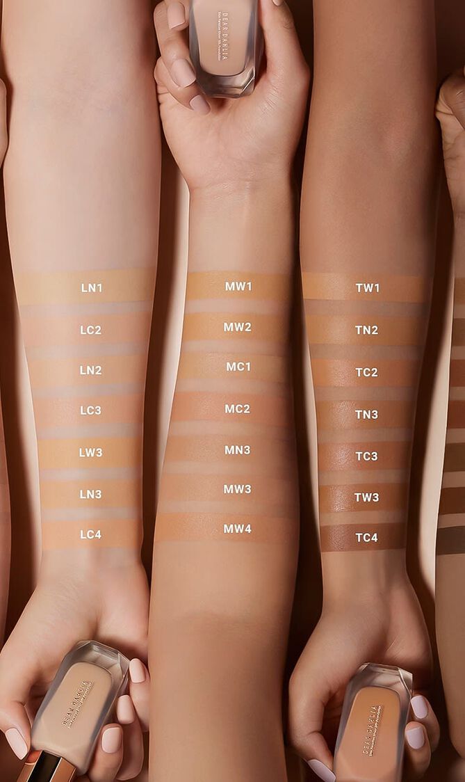 Skin Paradise Sheer Silk Foundation, FN4 Skin Paradise Sheer Silk Foundation, FN4