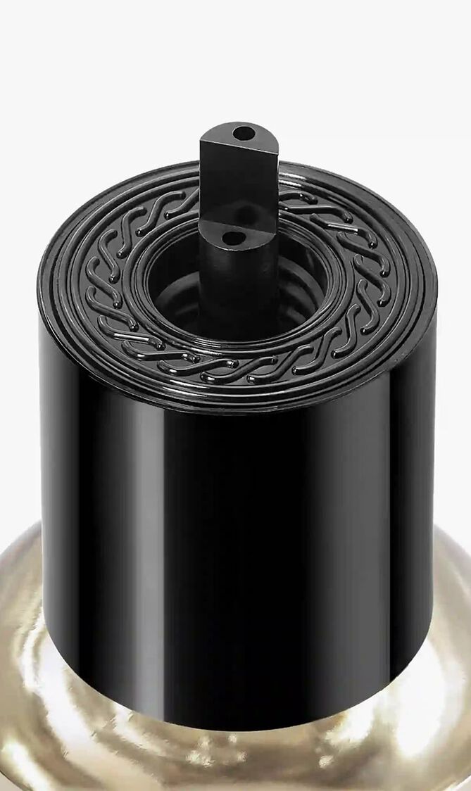 Love Don’t Be Shy Eau Fraiche Refill, 100ml