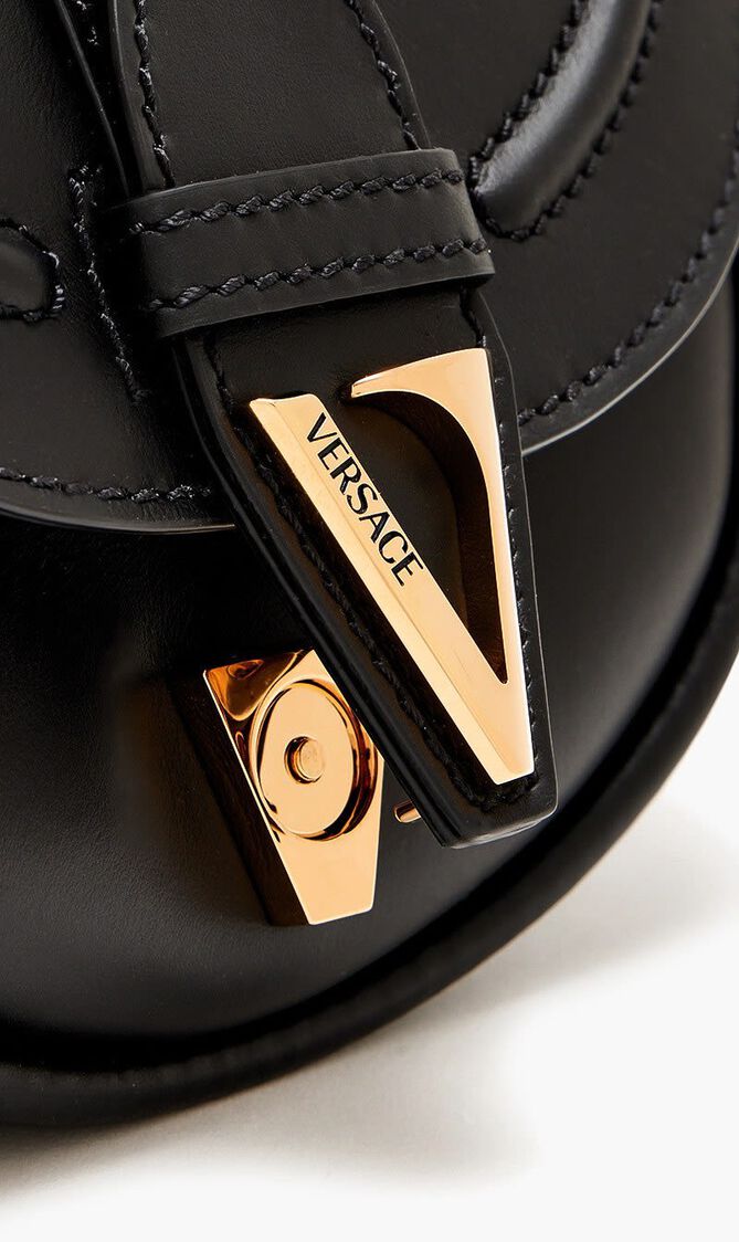 Virtus Small Shoulder Bag