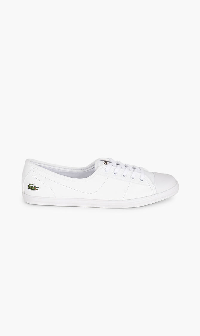 lacoste trainers outlet