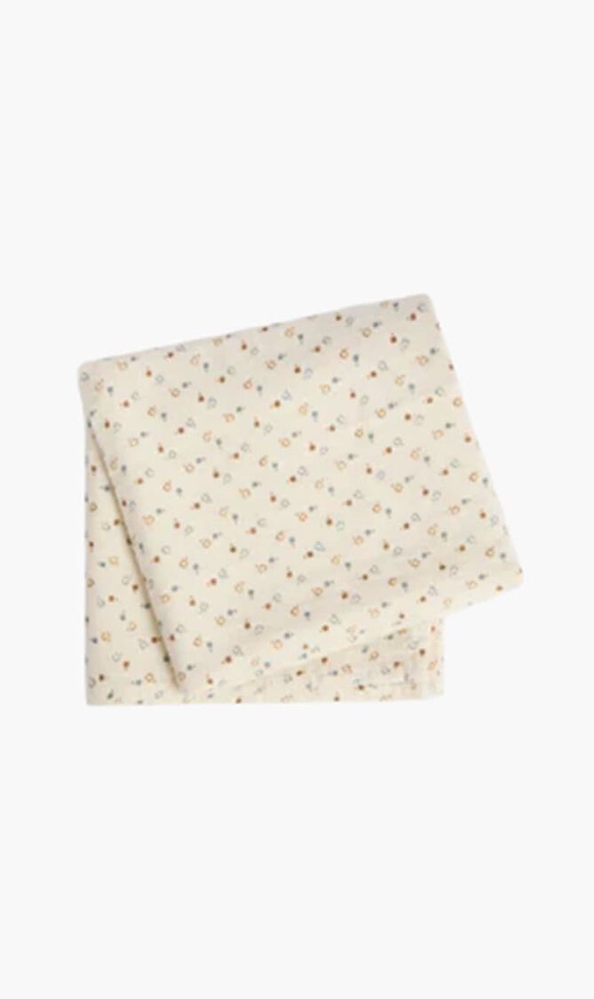 Set of plain cotton swaddles
