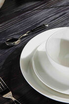 طقم من ملاعق القهوة بمقابض سوداء - 6 ملاعق طقم من ملاعق القهوة بمقابض سوداء - 6 ملاعق