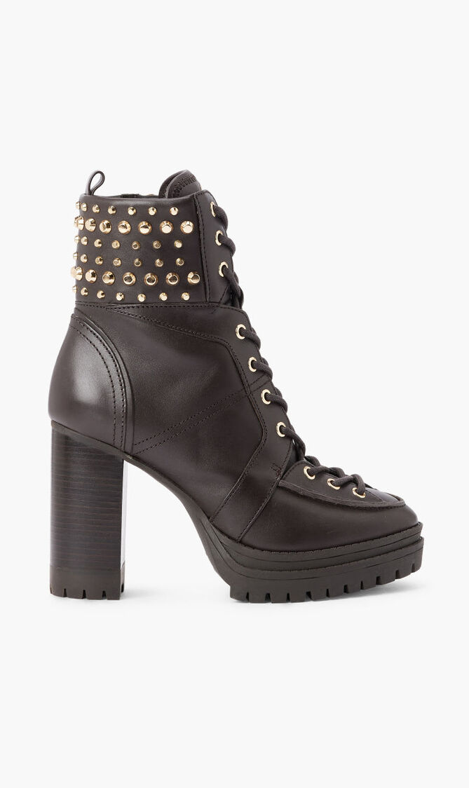YVONNE BOOTIE