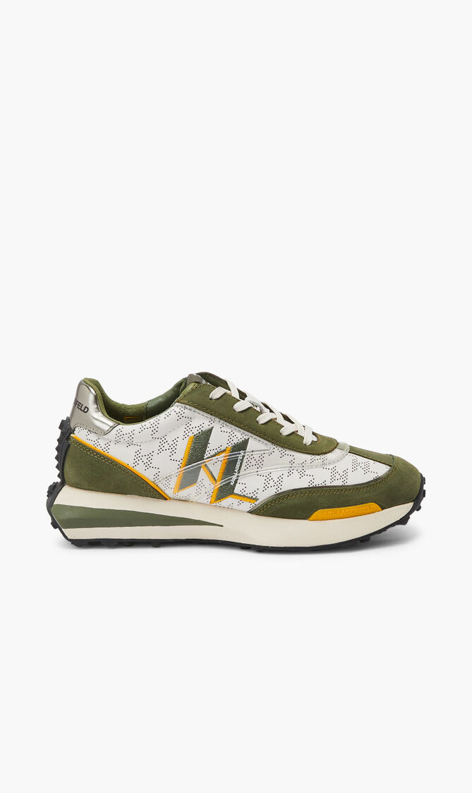 Insignia Sneakers