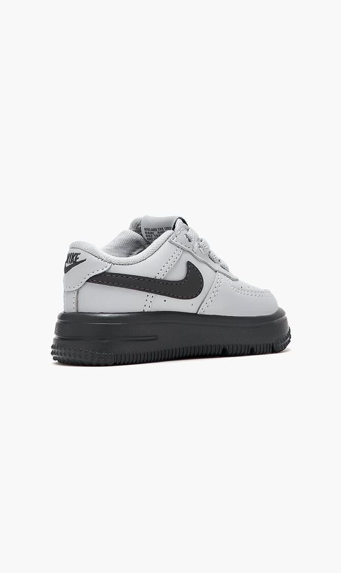 Force 1 Low EasyOn Sneakers