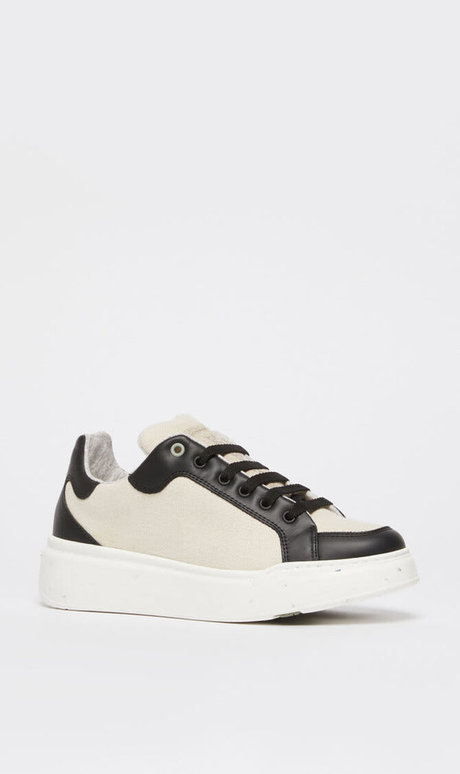 Canvas MaxiGreen Trainers