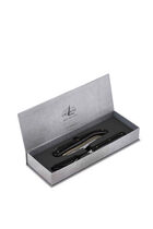 طقم مؤلف من شوكة وسكين