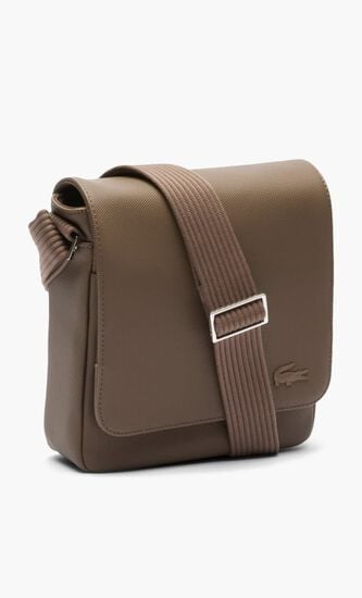 Classic Flap Close Shoulder Bag