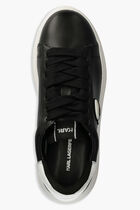 Kapri Sneakers