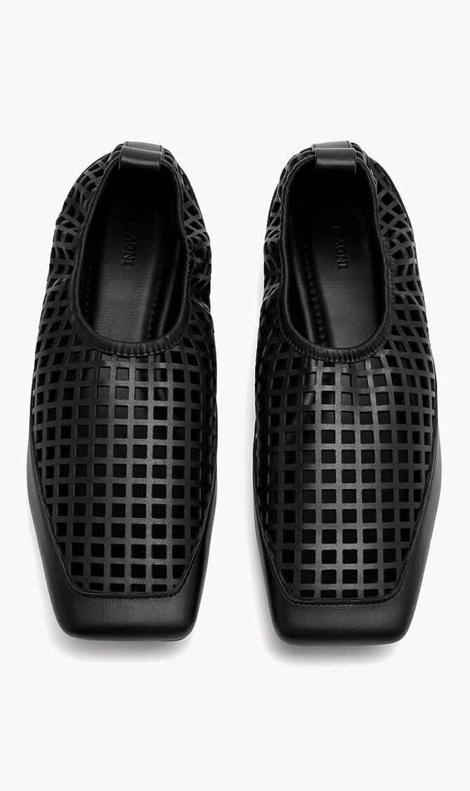 PERFORATED SQUARE TOE FLAT